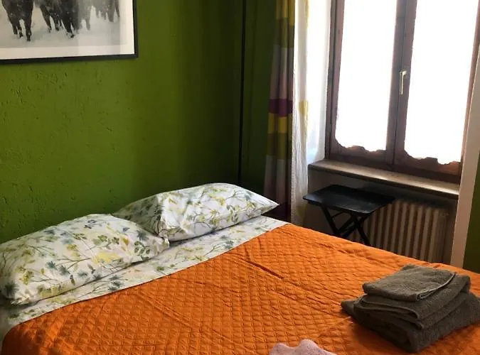 La Casa Di Rox Ad Aosta - Small Holiday Apartment In Central Aosta - Alloggio Ad Uso Turistico - Vda - Aosta - N 0304